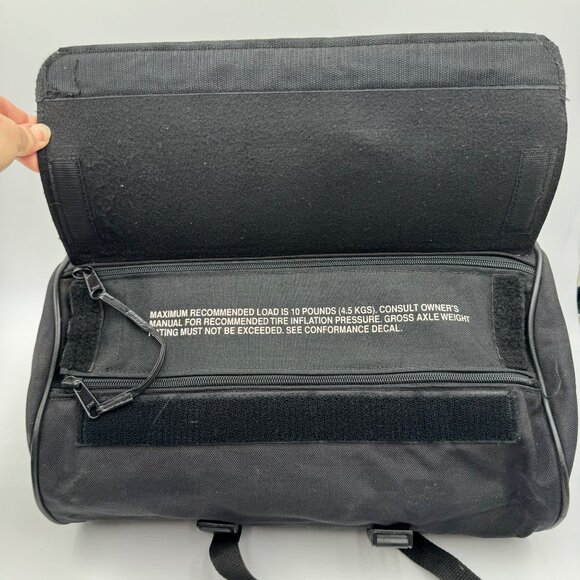 Harley-Davidson Black Leather Canvas Travel Bag With Embossed Logo Durable Strap - Picture 12 of 12